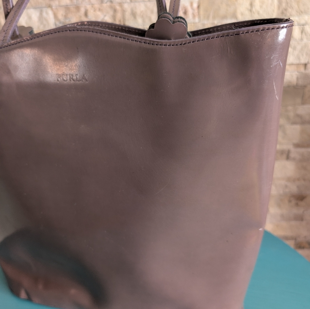 Vintage Furla Made In Italy Taupe Brown Patent Leather Tote Floral Accents image 4